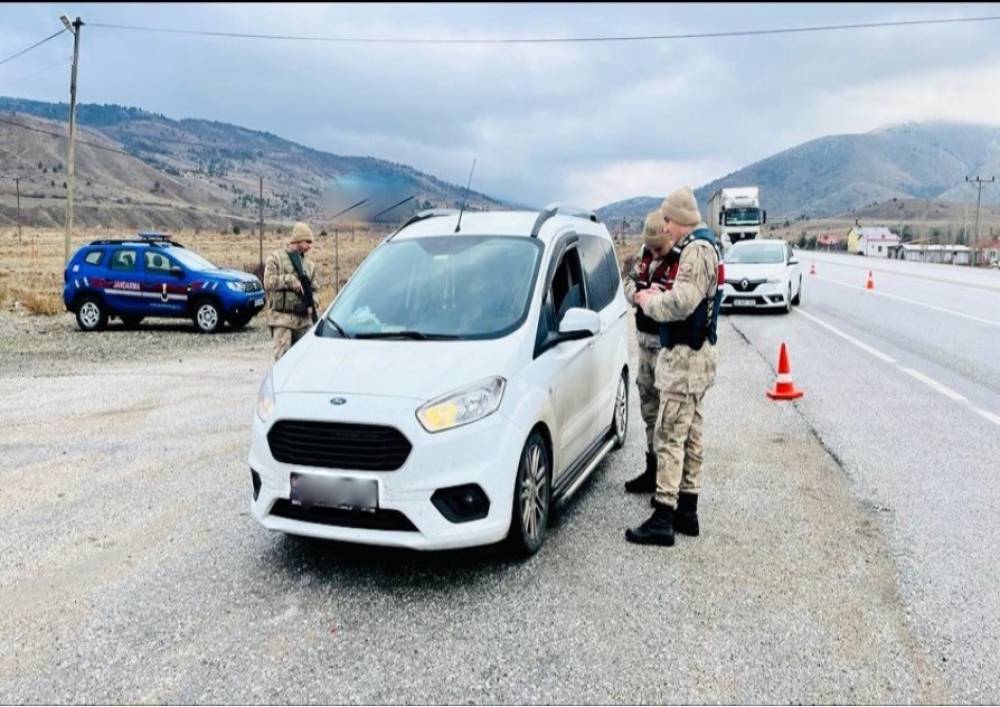 Erzincan’da jandarma kaçakçılık olaylarına geçit vermiyor
