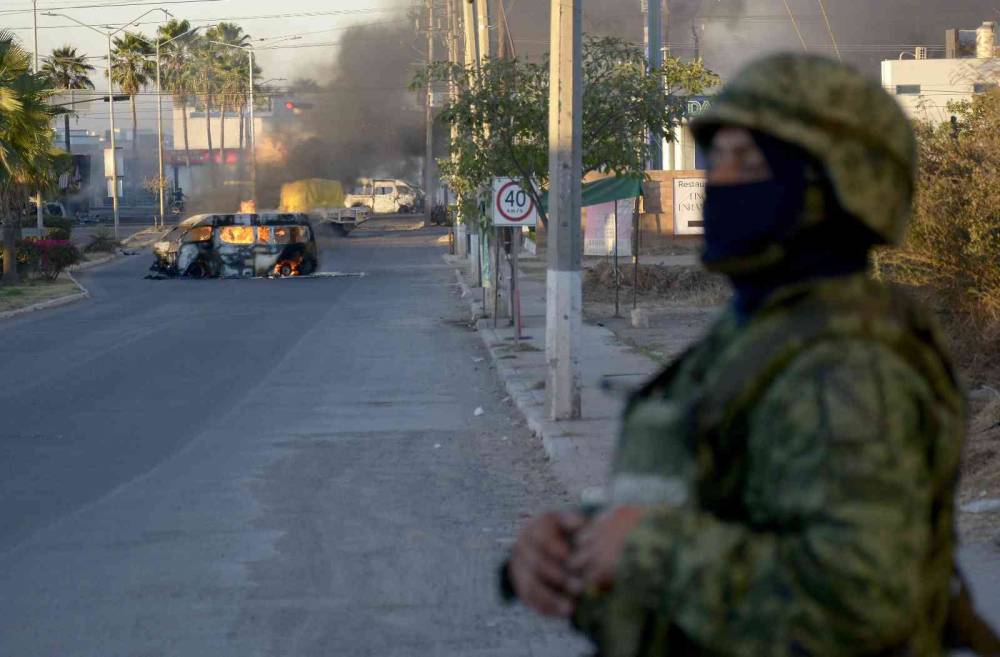 Lideri yakalanan Sinaloa Karteli Meksika’da terör estiriyor: 7 yaralı
