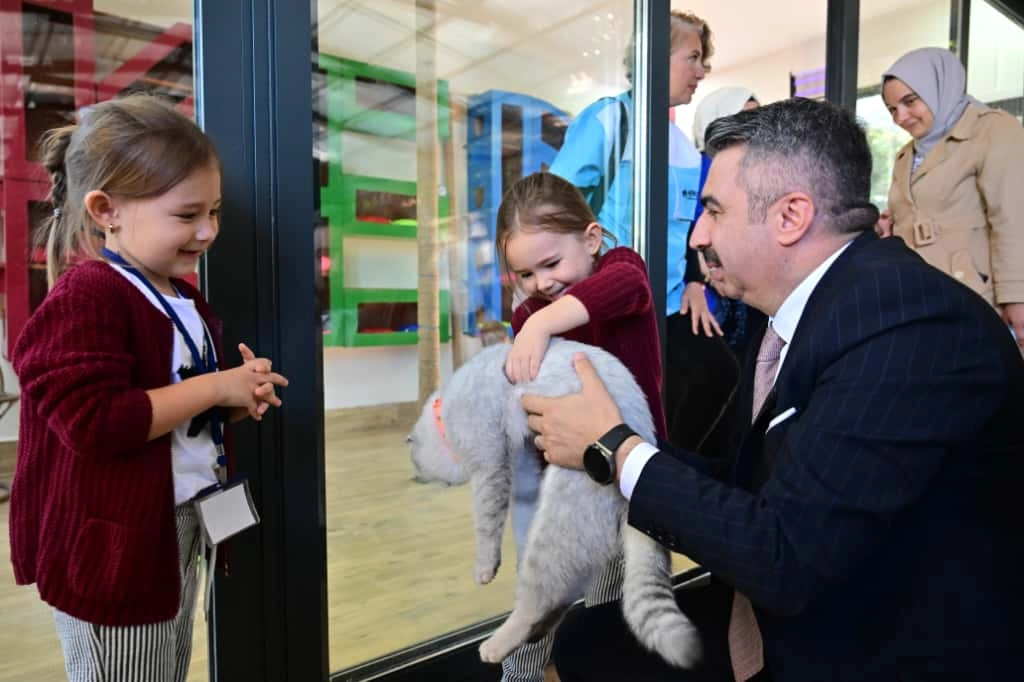 Bursa'da sahiplendirmede 'Yıldırım' şefkat