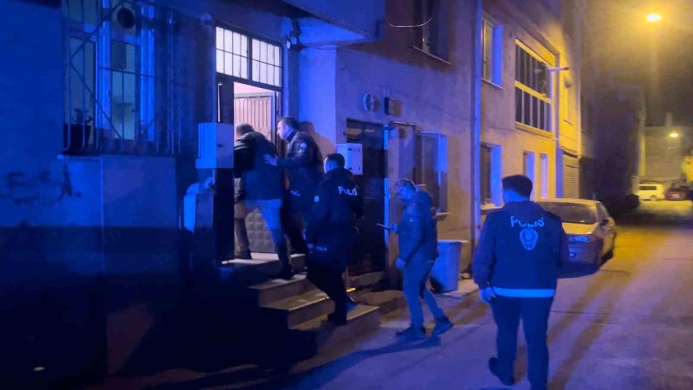 Bursa’da korkunç cinayet: Ailesinden 3 kişi tüfekle öldürdü
