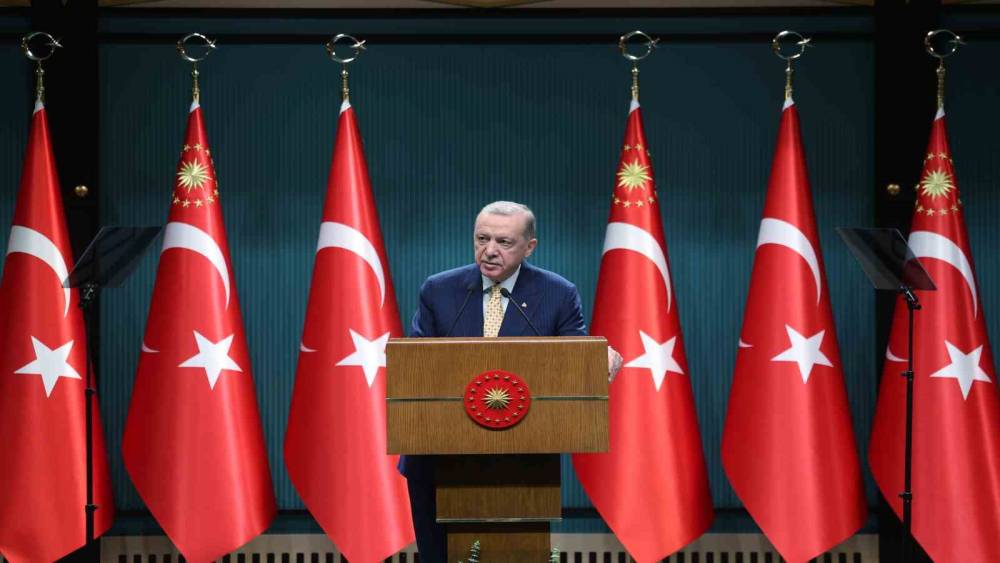 Cumhurbaşkanı Erdoğan: ”Türkiye ne pahasına olursa olsun güney sınırlarında bir teröristan kurulmasına müsaade etmeyecektir”
