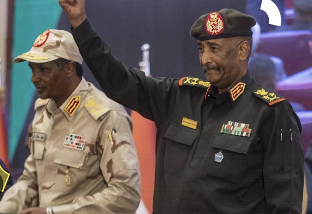 Sudan Ordu Komutanı Burhan: "Saldırılar devam ederse farklı bölgelerden güçleri Hartum’a sokacağız"
