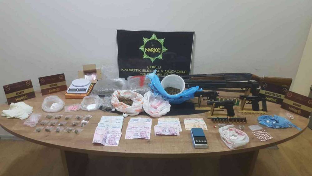 Tekirdağ’da polis 5 milyon TL değerinde uyuşturucu yakaladı: 6 gözaltı
