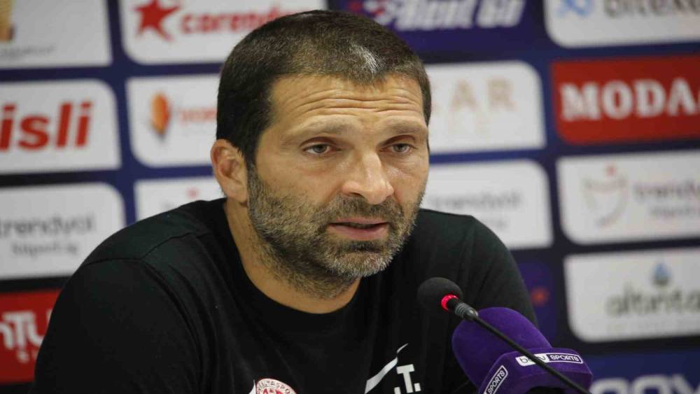 Tralhao: "Antalyaspor daha fazla galibiyet alacak"
