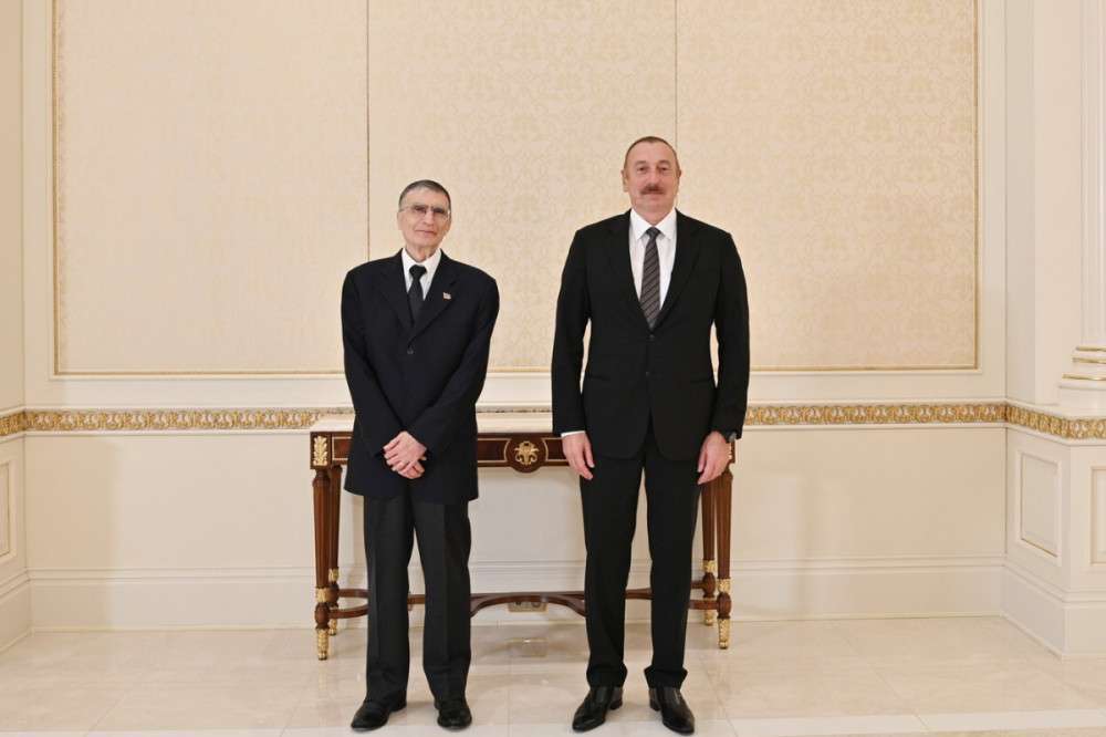 Azerbaycan Cumhurbaşkanı Aliyev,  Türk bilim adamı Aziz Sancar'ı kabul etti